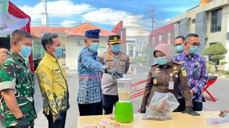 Ratusan Barang Bukti Geng Motor dan Markoba dimusnahkan
