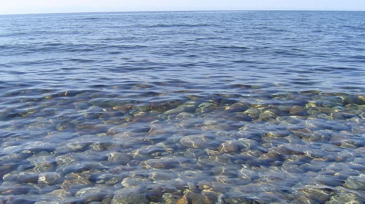 Menguak Danau Baikal: Raksasa Air Tawar Tertua dan Terdalam di Jantung Siberia