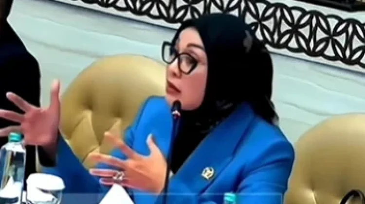 Erna Sari Desak Penanganan Cepat Abrasi Pantai di Benteng