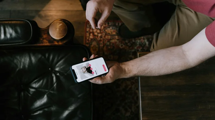Bertemu Kenalan dari Dating Apps? Hindari Kesalahan Ini Demi Keamanan dan Kenyaman