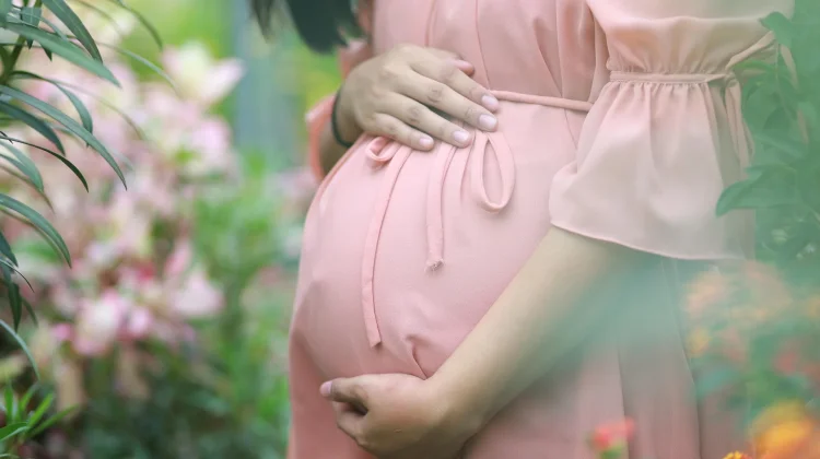 Merawat Ibu Hamil Muda agar Tetap Sehat