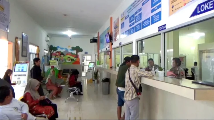 Masyarakat Antusias Ikuti Program Pemutihan Pajak