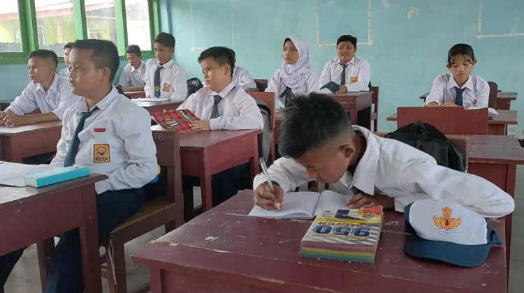 Diknas Tegaskan PPDB Sekolah Tidak Boleh Lebihi Rombel