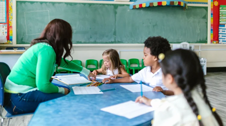Parenting Anak Pra Sekolah: Fondasi Penting Membentuk Generasi Mandiri