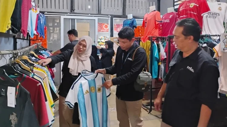 Penjualan Jersey Timnas Sepak Bola Meningkat jelang Piala Dunia
