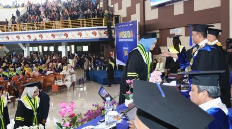 Rektor Unib: Jadilah Alumni yang Mampu Hadirkan Perubahan Positif bagi Masyarakat