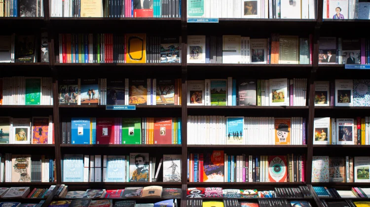 Mengapa Buku Memiliki Kode ISBN?