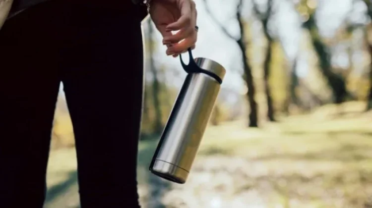 Kebiasaan Membawa Tumbler, Langkah Kecil yang Berdampak bagi Lingkungan