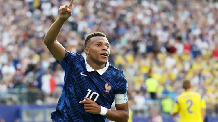 Unggul Aturan Asis: Kylian Mbappe Rebut Takhta Puncak dari Lionel Messi