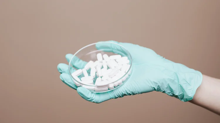 Beli Antibiotik Sembarangan? Ketahui Resikonya