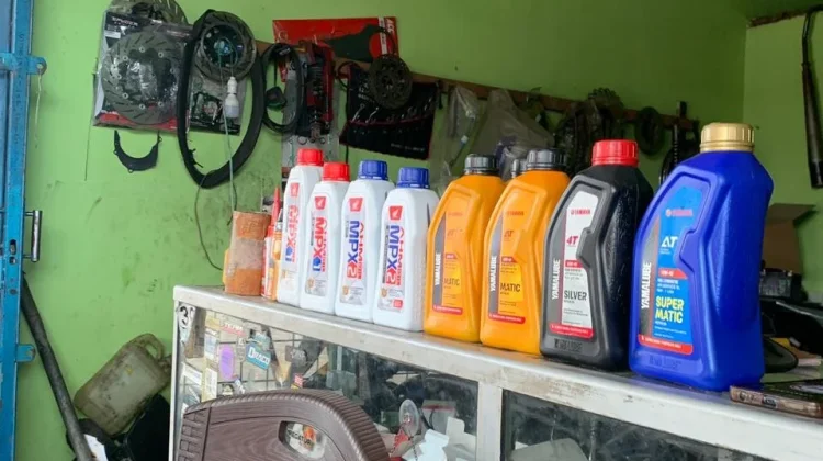 Harga Oli Naik, Bengkel di Kota Bengkulu Keluarkan Modal Lebih Besar