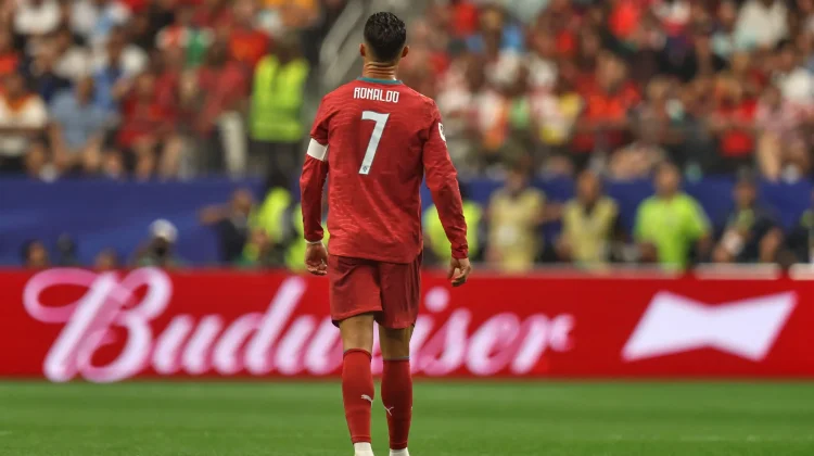 Ronaldo: Sang Legenda yang Tak Pernah Menaklukkan Piala Dunia