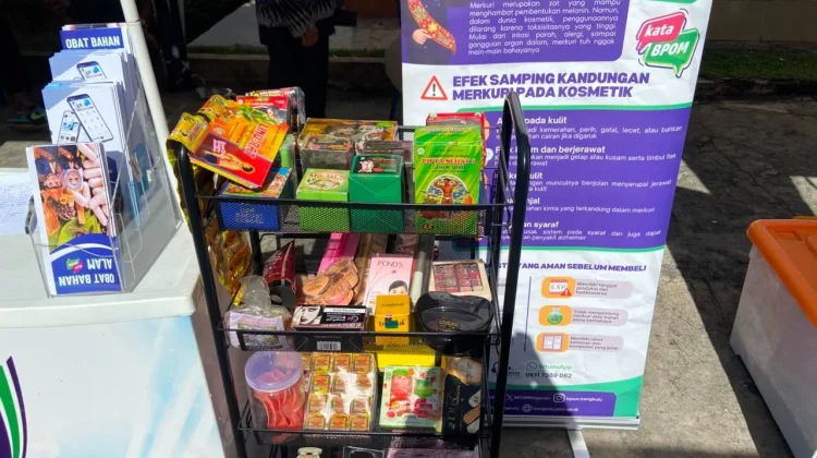 Balai BPOM Bengkulu Edukasi Masyarakat Kenali Produk Ilegal di Bazar  BKKBN