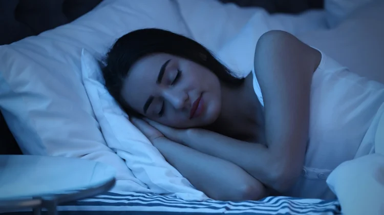 Tidur Siang Tak Gantikan Tidur Malam, Ini Penjelasan Medisnya
