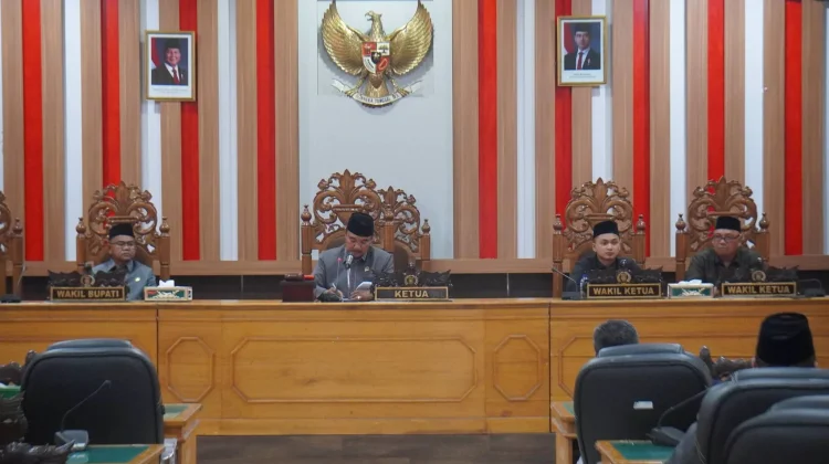 Paripurna Bengkulu Utara Bahas Raperda Penting Daerah