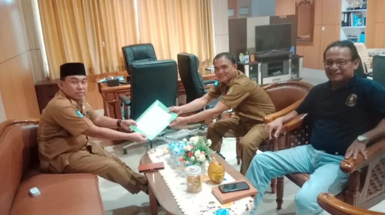 Bamagnas Bengkulu Serahkan Data 18 Rumah Ibadah Calon Penerima Bantuan Listrik