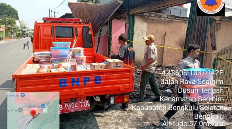 BPBD  Salurkan Bantuan Masa Panik Kepada Korban  Kebakaran di Seginim