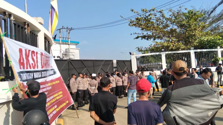 Warga Betungan Demo Indomarco Tuntut Kesempatan Kelola TKBM
