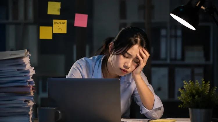 Silent Burnout: Lelah yang Tak Terlihat
