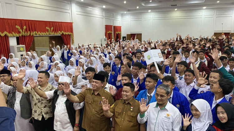 Sebanyak 10.689 Pelajar Ikuti Retreat Akbar Merah Putih