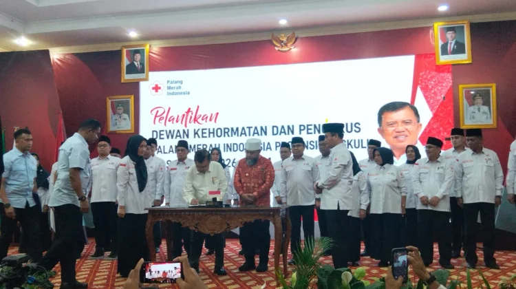 Lantik Pengurus PMI Bengkulu, JK Tekan Peran Kemanusiaan-Kesiapsiagaan Bencana