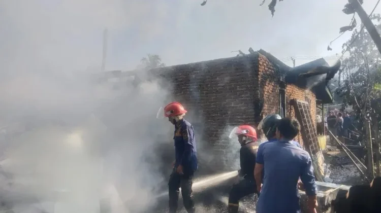 Cegah Kebakaran, Satpol PP Bengkulu Selatan Imbau Warga Sediakan APAR