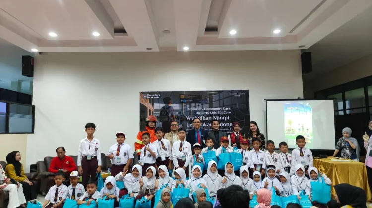 HAN 2026, Bandara Fatmawati Soekarno Salurkan Bantuan Pendidikan untuk 75 Anak