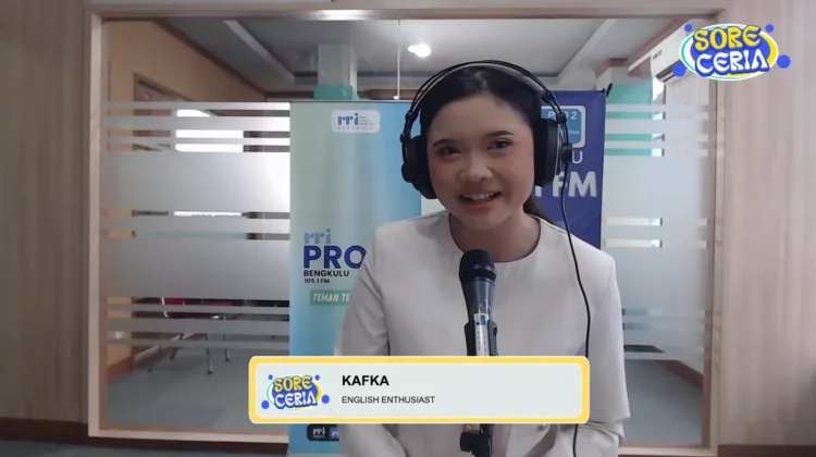Kafka Buktikan Belajar Bahasa Inggris Membuatnya Bisa Berprestasi