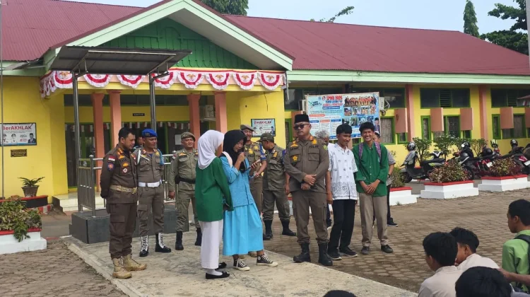 Satpol PP Jadi “Sahabat Pelajar” lewat Program Goes To School