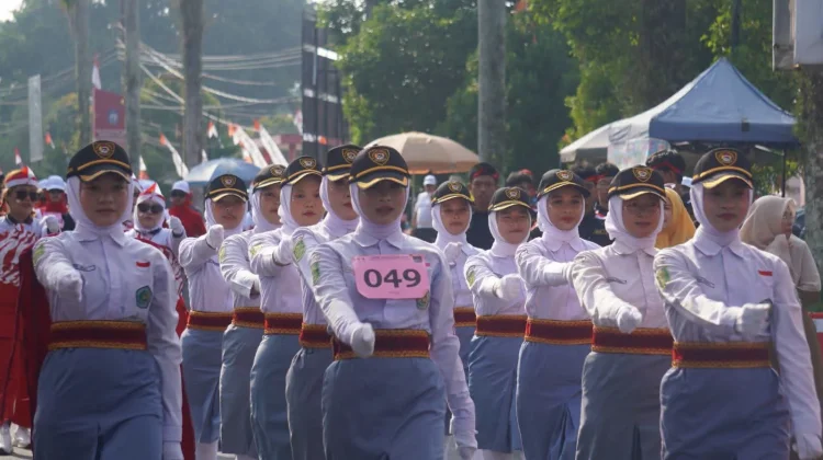 Lomba Gerak Jalan Jadi Ajang Bangun Kekompakan