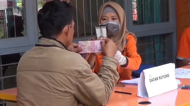 Pencairan Bansos Tahap III Masih Terkendala Verifikasi Rekening