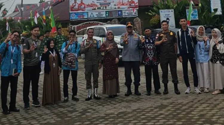 Satpol PP Edukasi Pelajar Lewat Program Goes to School