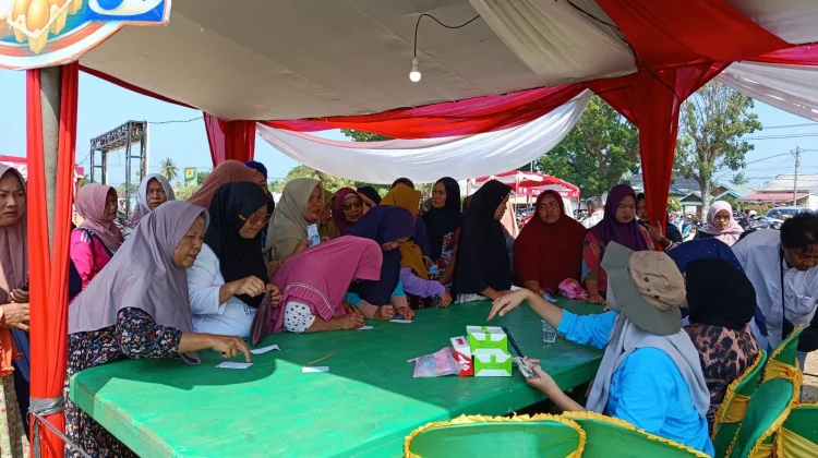 Semarak Merah Putih, Dinas Diskopurindag Gelar Pasar Murah