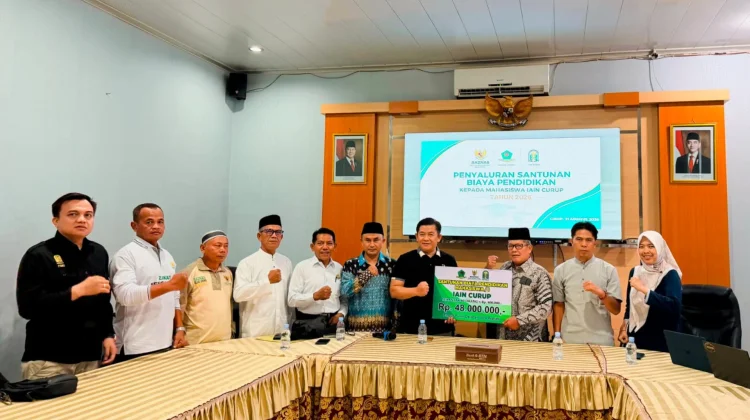 BAZNAS Rejang Lebong Salurkan Santunan Pendidikan untuk 60 Mahasiswa IAIN Curup