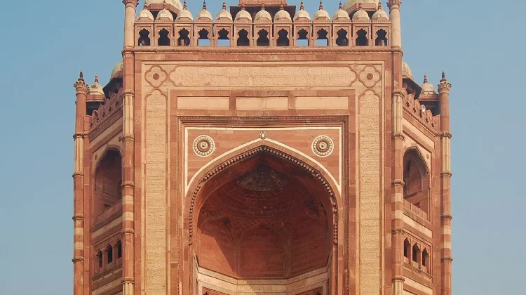 Kemegahan Buland Darwaza, Gerbang Kemenangan Abadi Kekaisaran Mughal