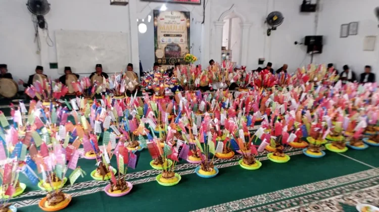 Tradisi Nasi Jambar dalam Rangka Maulid Nabi di Bengkulu