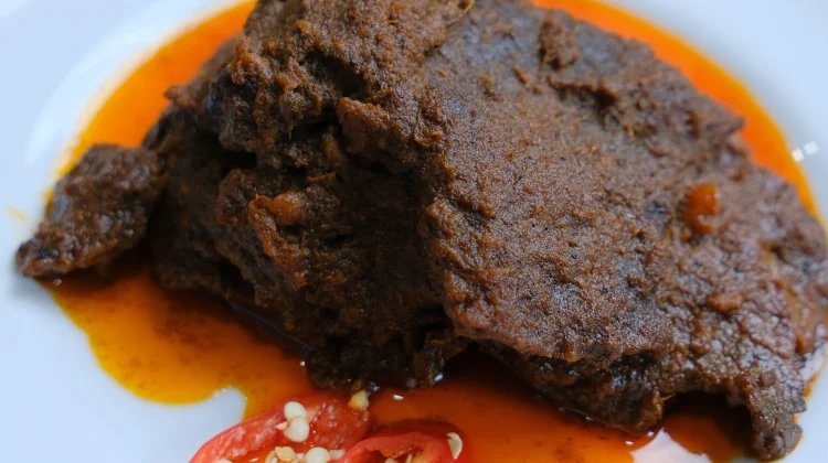 Rendang Padang Melegenda, Kuliner Nusantara yang Mendunia