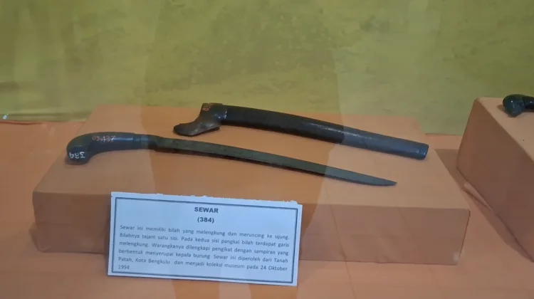Museum Negeri Bengkulu Gelar Pameran Senjata Tradisional