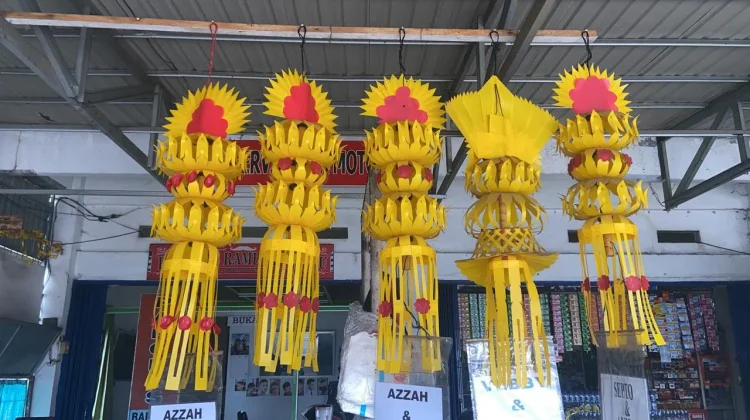 Kerajinan Janur Pernikahan Beralih dari Bahan Alam ke Bahan sintetis