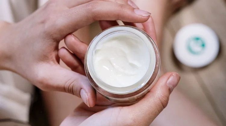 Mengenal Krim Malam yang Baik untuk Kulit