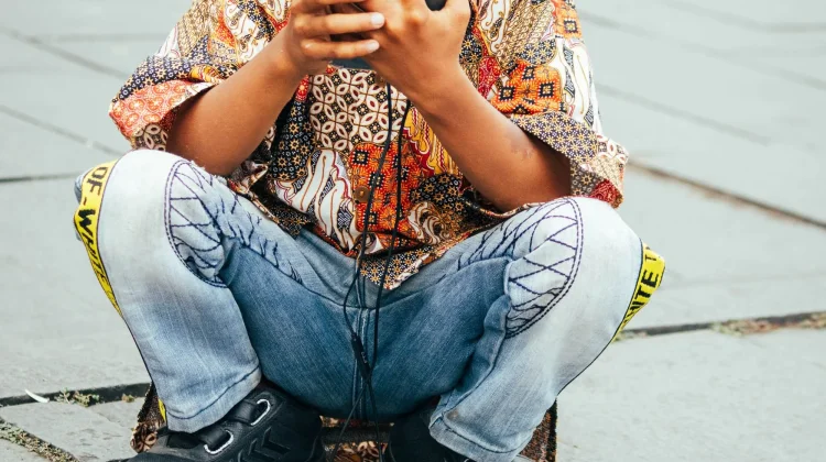 Batasi Anak Menggunakan Gadget, Orang Tua Perlu Mendampingi