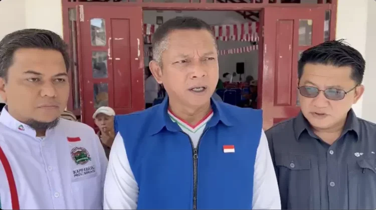 Pemprov Bengkulu Salurkan 50 Paket Sembako dan Bantuan Alat Kesehatan