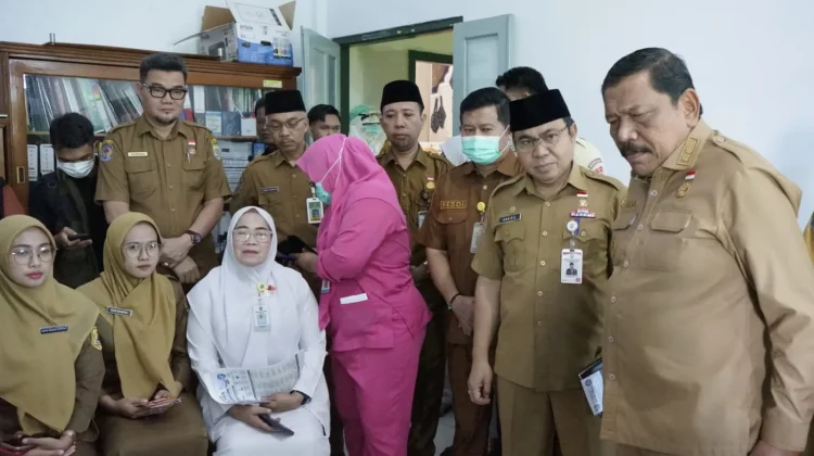 Tinjau Praakreditasi RSUD M. Yunus, Wagub Mian Tekankan Kualitas Pelayanan