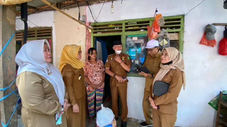 Pemkot Bengkulu Salurkan Bantuan Stimulan untuk Warga Membutuhkan