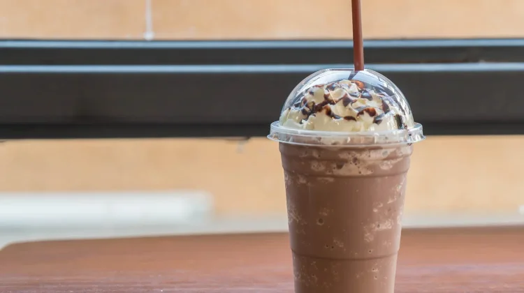 Konsumsi Minuman Tinggi Kalori Beresiko Obesitas