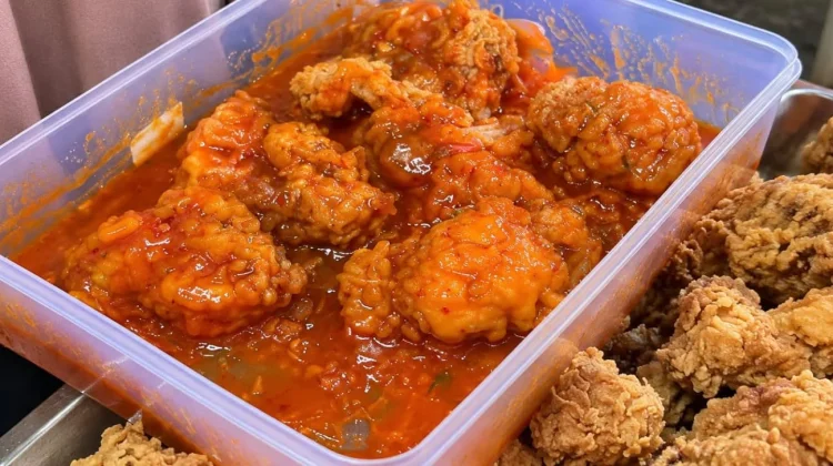 Ayam Kocak Viral di Media Sosial, Kuliner Pedas Kian Diminati