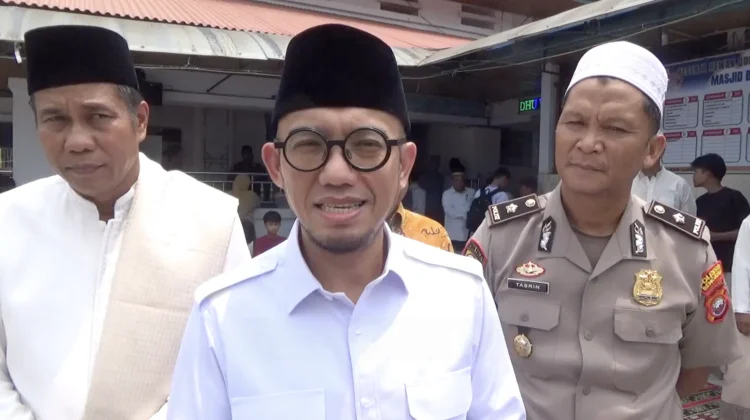 Kemenhaj Hapus Mekanisme Lunas Tunda Ganti Haji Khusus