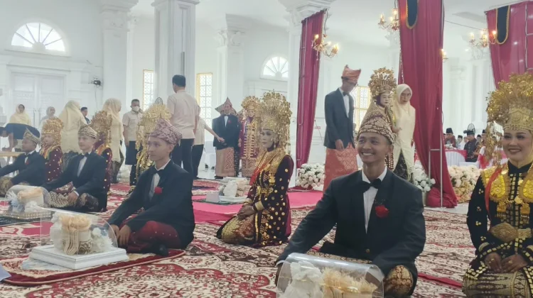 Nikah Balai Gratis Bantu Warga Wujudkan Pernikahan Impian