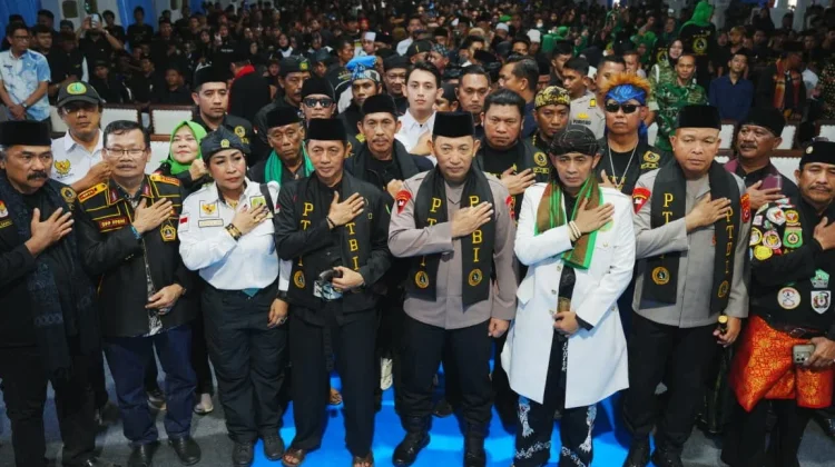 Kapolri Dorong Silat dan Debus Banten Jadi Sumber Devisa Daerah