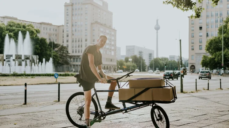Tren Cargo Bike, Sepeda Angkut yang Makin Populer